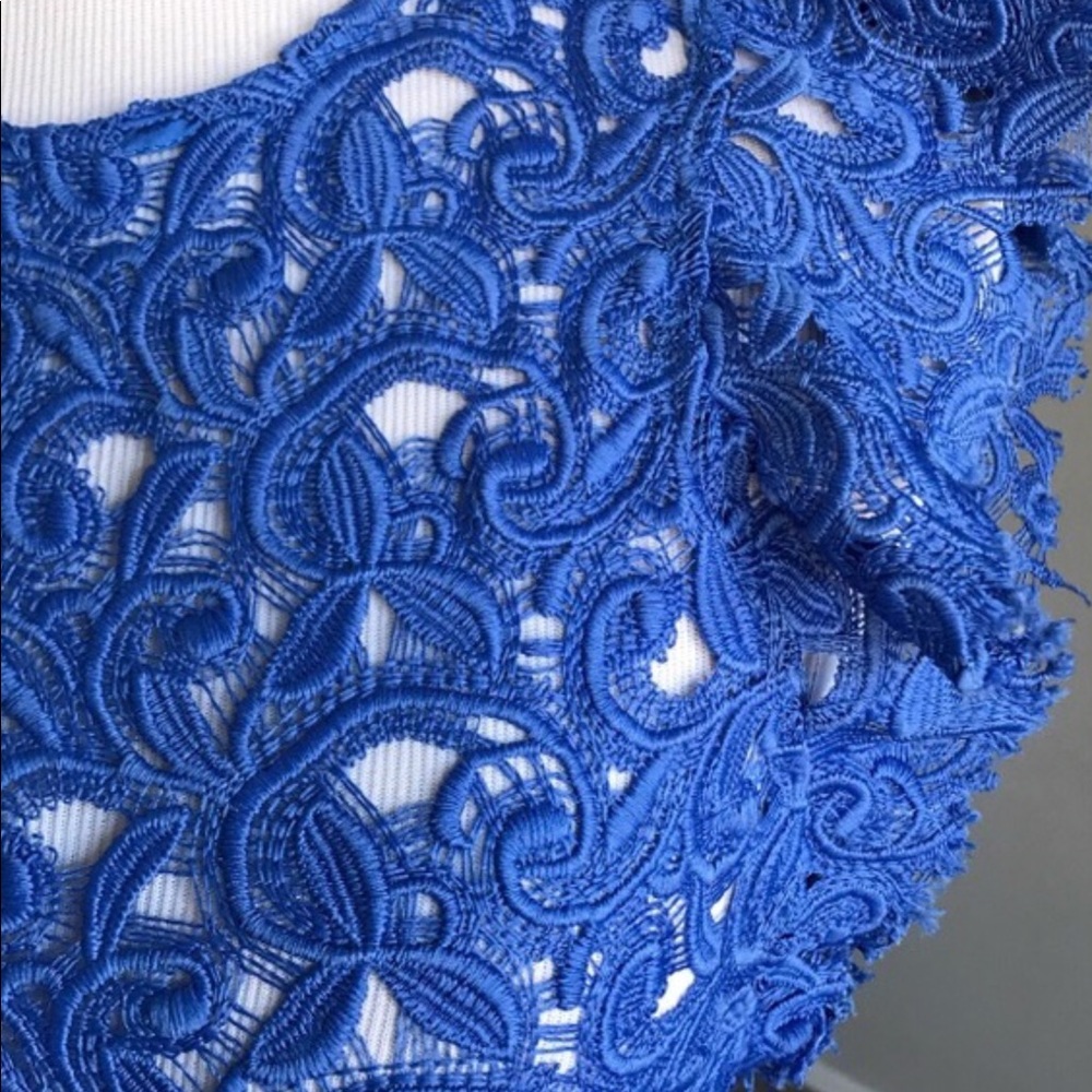 Zara blue lace dress - Picture 3 of 4